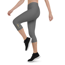 Load image into Gallery viewer, GRAY CAPRI LEGGINGS